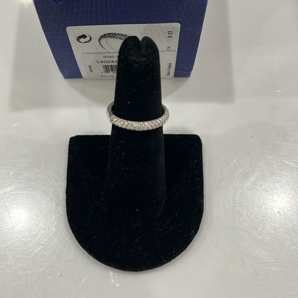 SWAROVSKI PAVE THREE ROW CRYSTAL RING BRAND NEW SIZE 6 - Picture 3 of 5